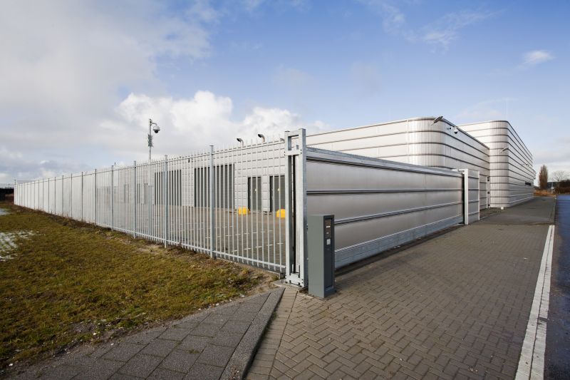 Commercial Fence Painting in Chandler, AZ